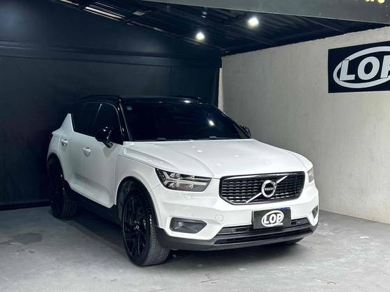 VOLVO XC40 1.5 T5 RECHARGE R-DESIGN GEARTRONIC VOLVO XC40 1.5 T5 RECHARGE R-DESIGN GEARTRONIC